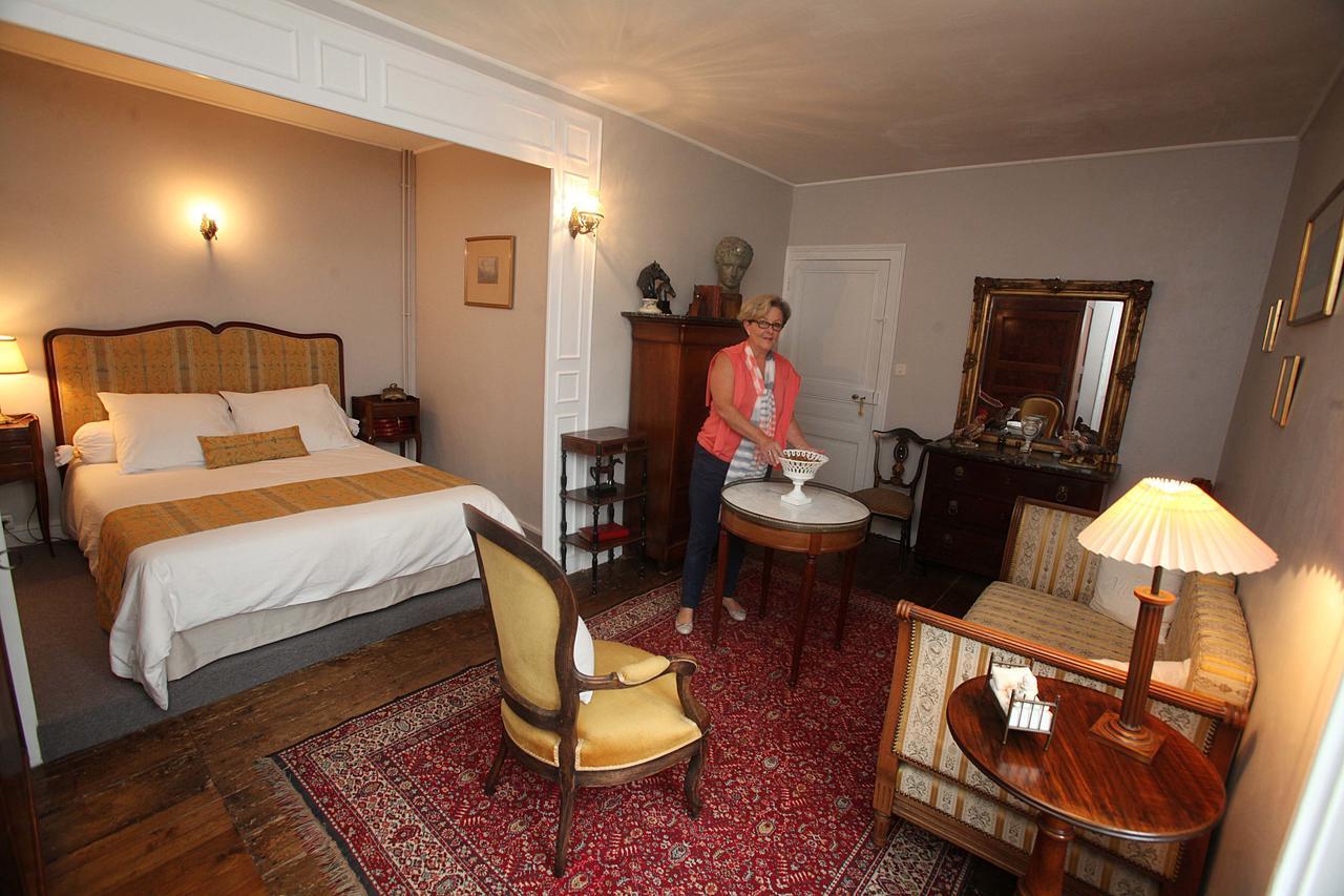 Bed and Breakfast Le Logis De Ruelle Esterno foto