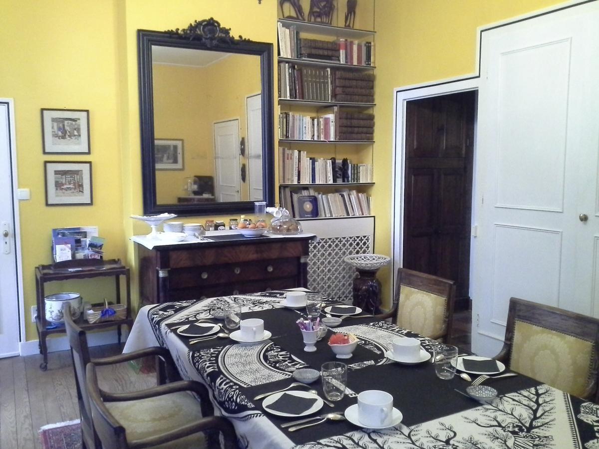 Bed and Breakfast Le Logis De Ruelle Esterno foto